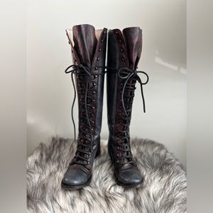 TRADE ONLY!! Freebird Arlo black size 8, need size 9